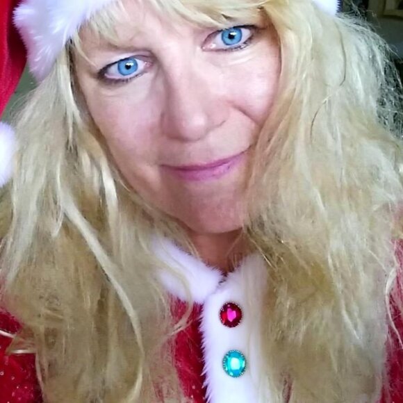 UNLISTED ITEM ON LIVE SHOW - Picture 1 of 1